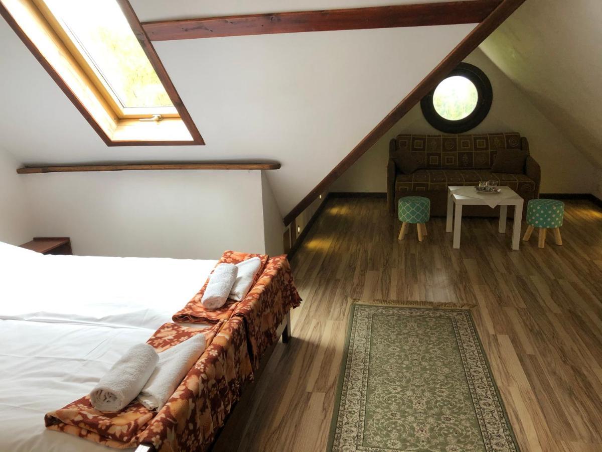 Bed and Breakfast Gosciniec Pod Smrekami Czorsztyn Exterior foto